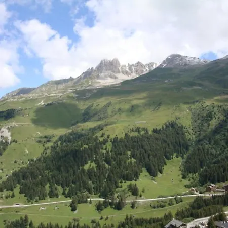 Cosy Avec Acces Pistes Et Commerces, Balcon, Parking, Animaux Ok! - Fr-1-355-24 Apartment